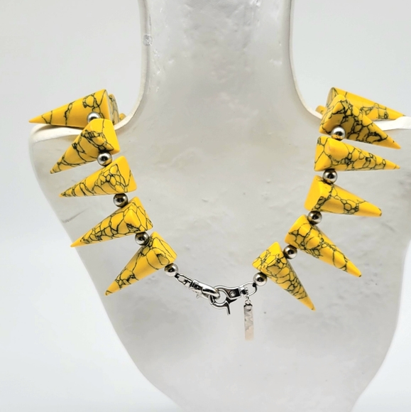 Eddie Borgo RARE Yellow and Black Resin Spike Choker Collar with Silver Beads - Picture 8 of 11